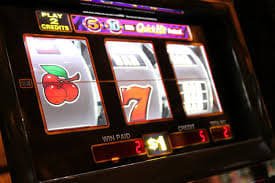 bett88 slot game interface on a smartphone screen in the Philippines